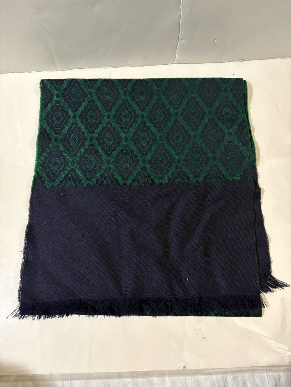 Vintage Eaton’s men store  Green and navy Scarf